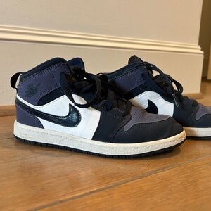 Kids Jordans - Youth Size 3